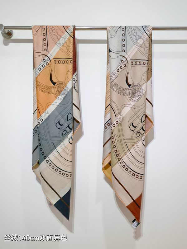 Hermes Scarf 140X140cm 70%羊绒30%真丝 E081913